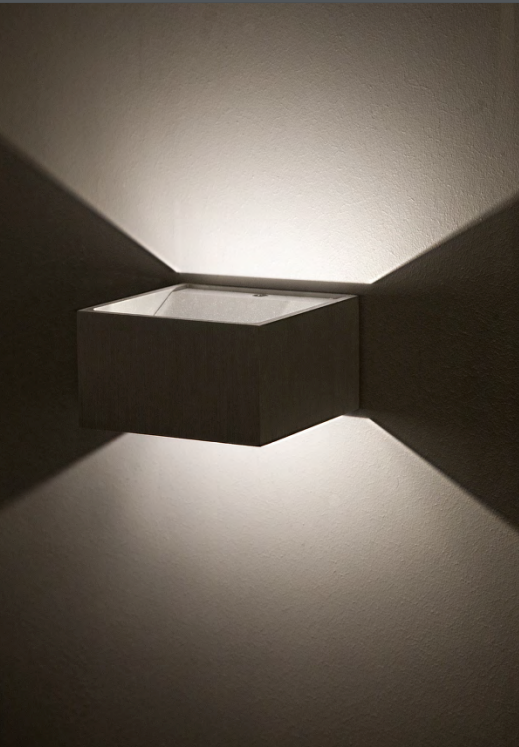 Wandlamp LED vierkant up down Led 4W 102mmx102mm