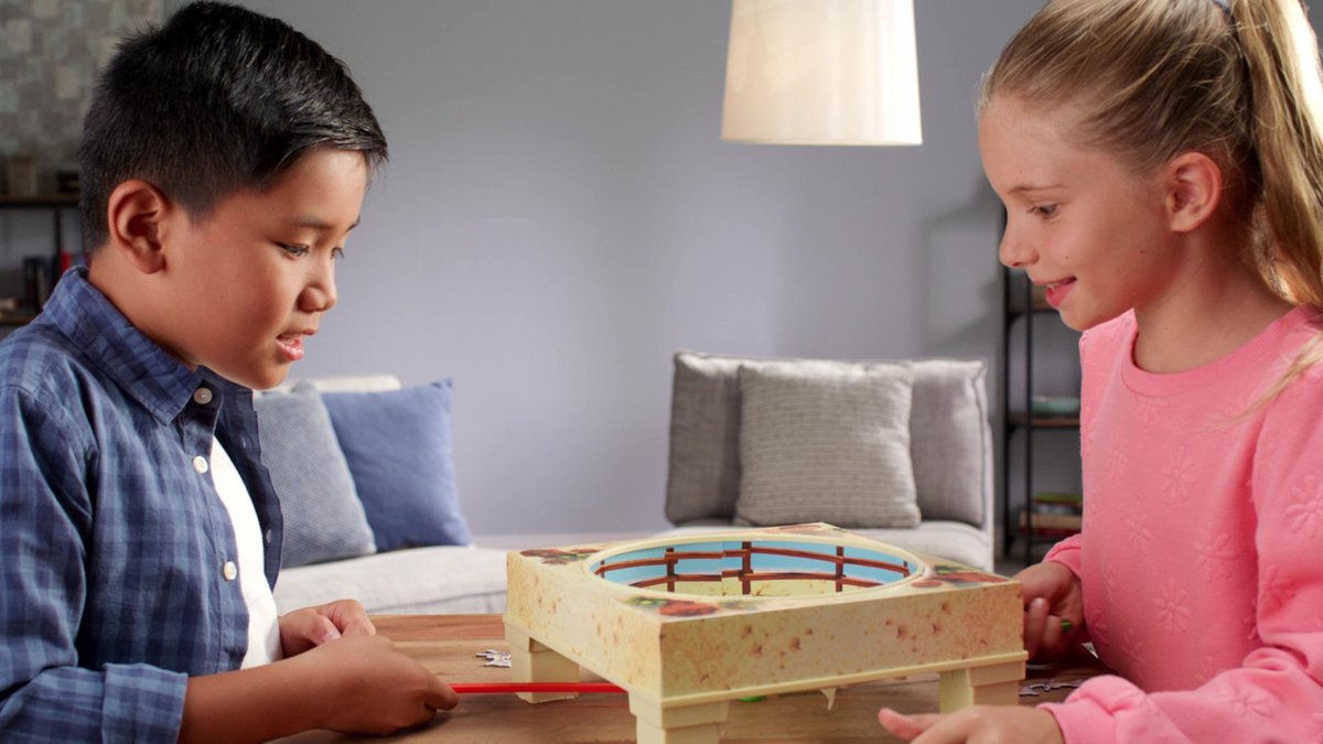Jacky Jumper - Actiespel en Avontuur - Spelletjes voor kinderen - speelveld met trampoline effect