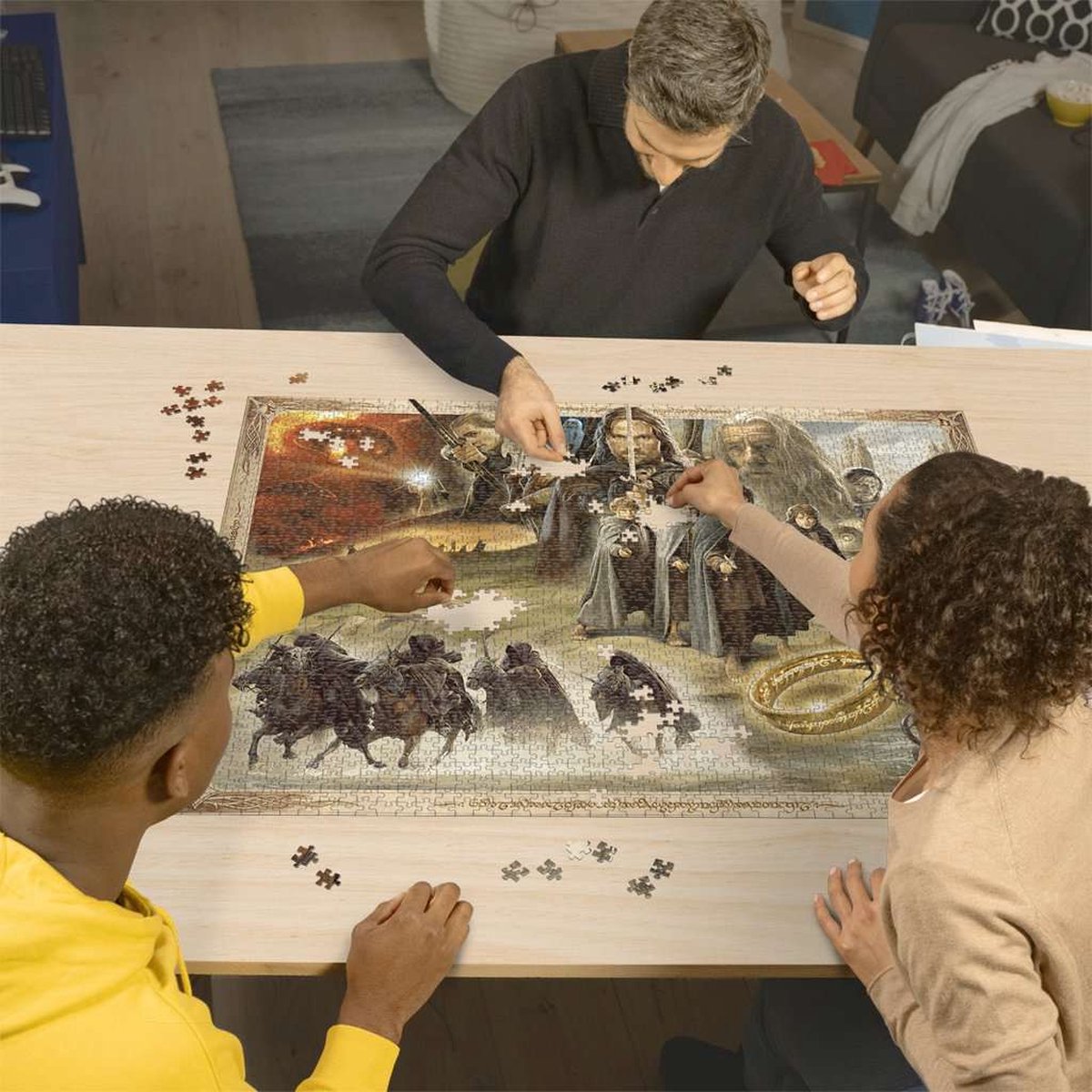 Ravensburger puzzel Lord of the Rings Fellowship Of The Ring - Legpuzzel - 2000 stukjes