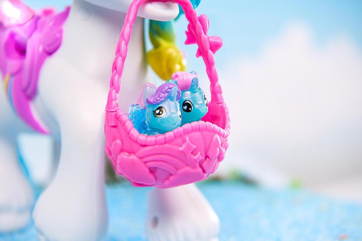 Hatchimals CollEGGtibles - Interactieve Hatchicorn-eenhoorn met slaande vleugels meer dan 60 lichtjes en geluiden en 2 unieke baby's